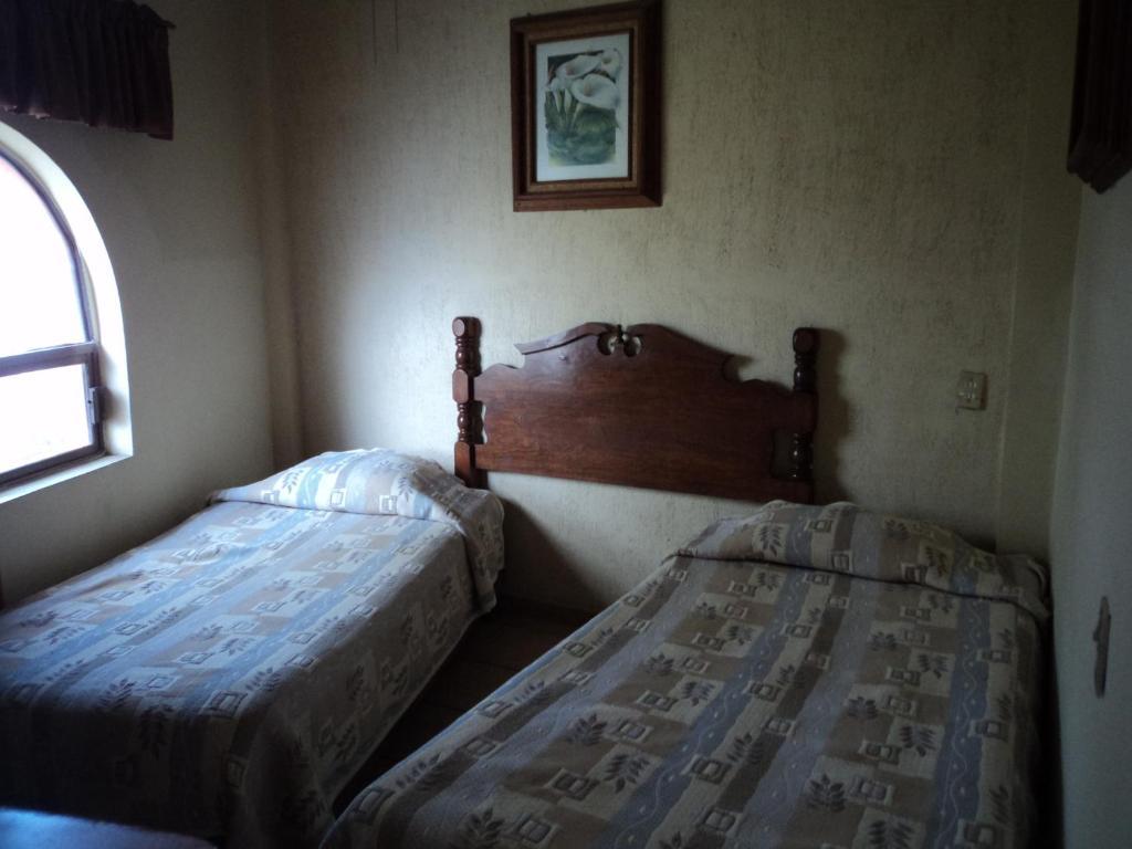 Hotel Mario'S Inn Ramos Arizpe Habitación foto